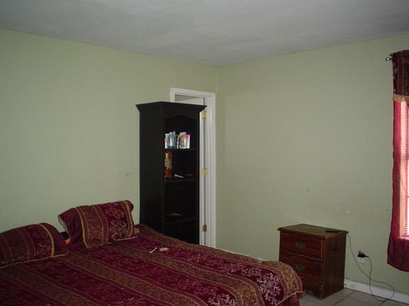 5th image of 823 Marrs Ave