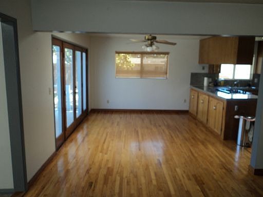 3rd image of 1915 Vermel Ave