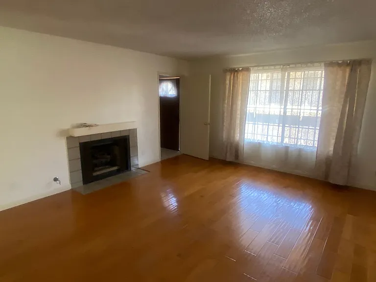 310 N Moore Ave #C — Photo 3