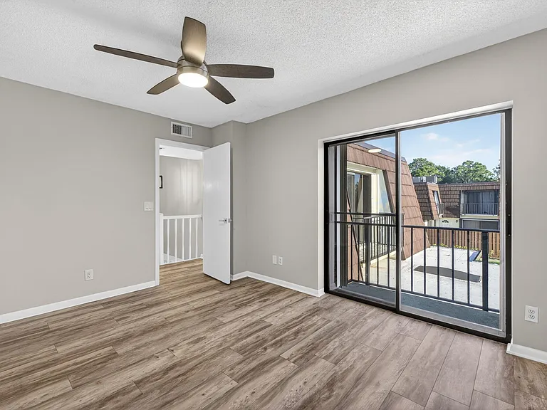 5612 SE Riverboat Dr #104 — Photo 21