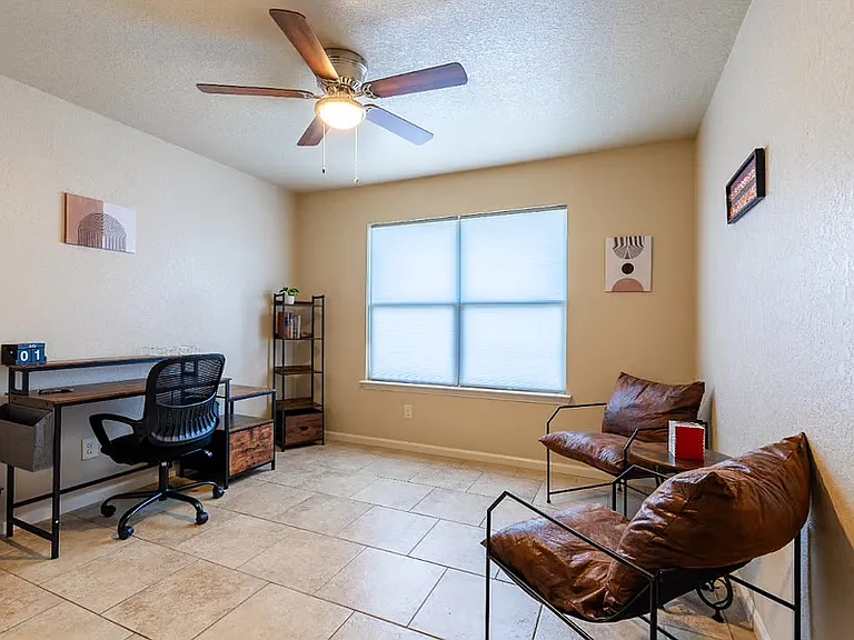 419 Susanwood Dr — Photo 20
