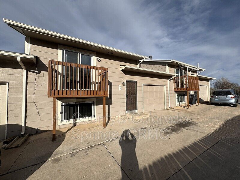 1st image of 819 Yuma St APT B