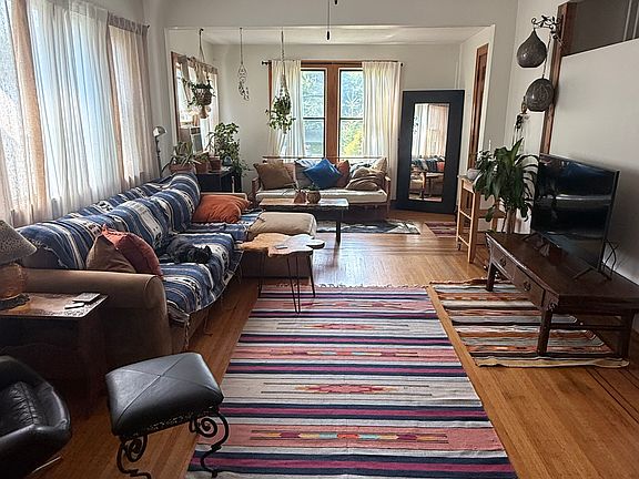 2nd image of 3427 Pleasant Ave
