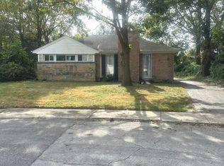 7 Oak Ln, Park Forest, IL 60466
