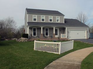 1350 Shagbark Ct, Carol Stream, IL 60188