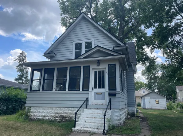 609 W Redwood St, Marshall, MN 56258