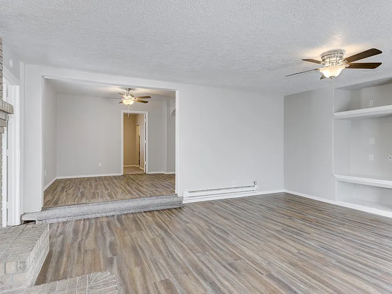 Large Fully Remodeled 3 Bedroom Duplex in Nampa — Photo 14