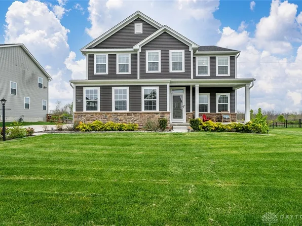 2387 Hawes Dr, Beavercreek, OH 45434