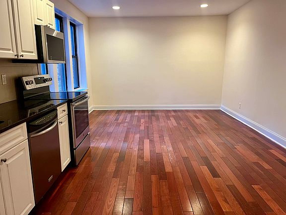 2nd image of 57 Cooper St #4H
