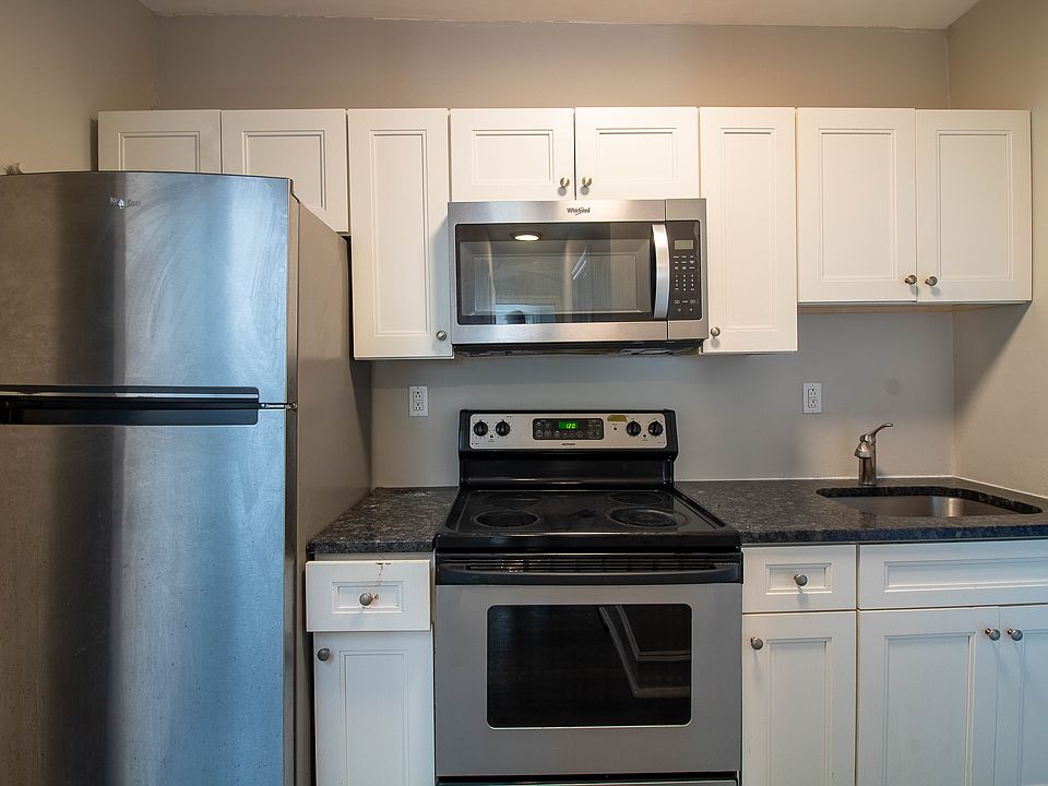 2nd image of 711 N 63rd St #3