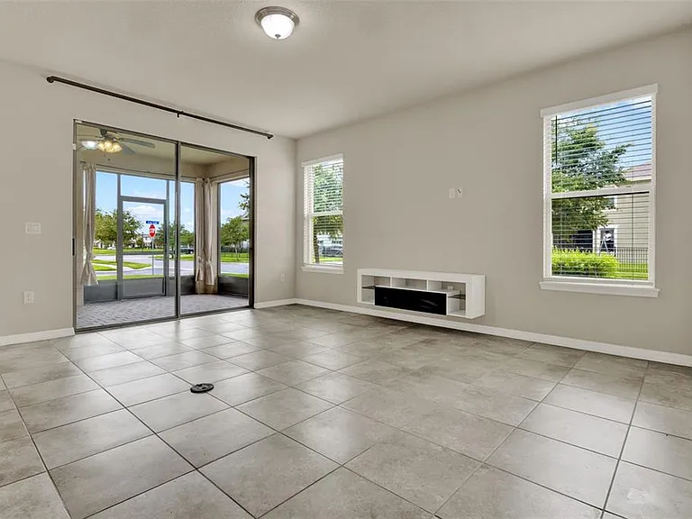 10649 Atwater Bay Dr — Photo 5