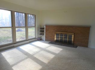 32131 Lake Rd, Avon Lake, OH 44012