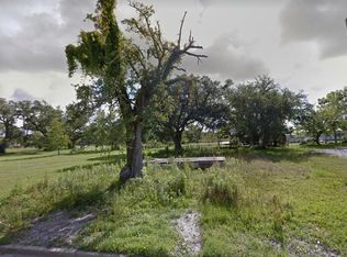 218 Clark Ave, Pass Christian, MS 39571