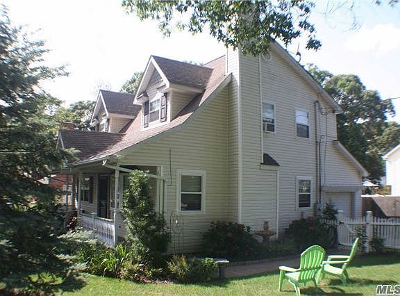 2nd image of 37 Lindell Ave