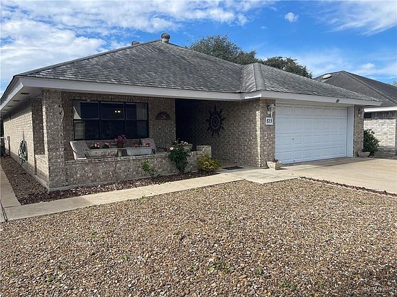 2nd image of 823 Nada Dr