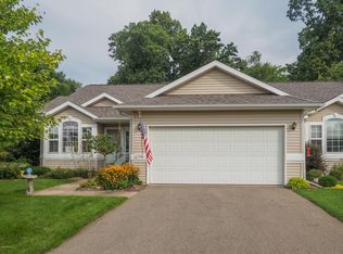 1611 Skylark Way, Kalamazoo, MI 49009