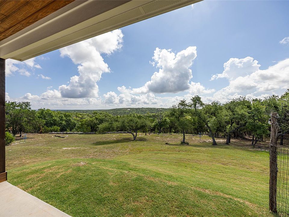 1st image of 150 Panorama Dr