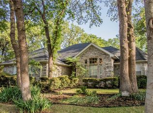 1400 Spinnaker Ln, Azle, TX 76020