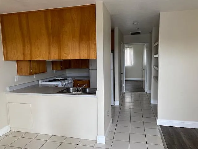 31 W Lincoln Ave #B — Photo 14