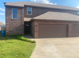 702 NE 20th St, Newcastle, OK 73065