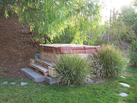 spa/vinyard/peach tree