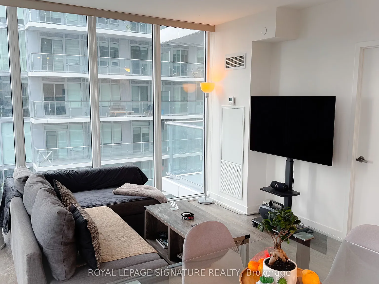 2 bed, $2,850 — Photo 4