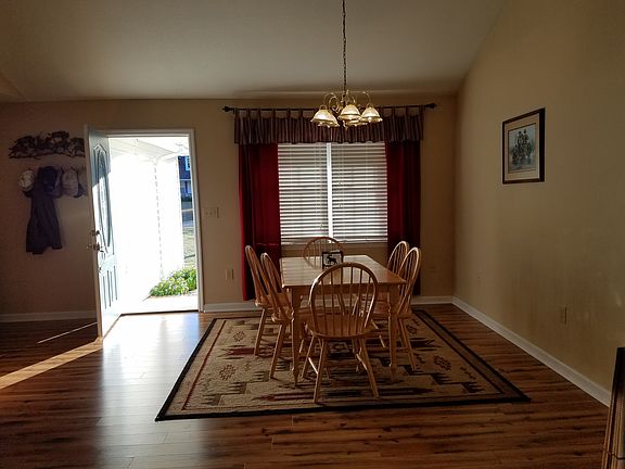 4th image of 192 Worthington Springs Dr