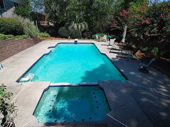 4th image of 117 Park Shore Dr W