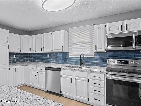 5th image of 7003 Ethan Allen Way