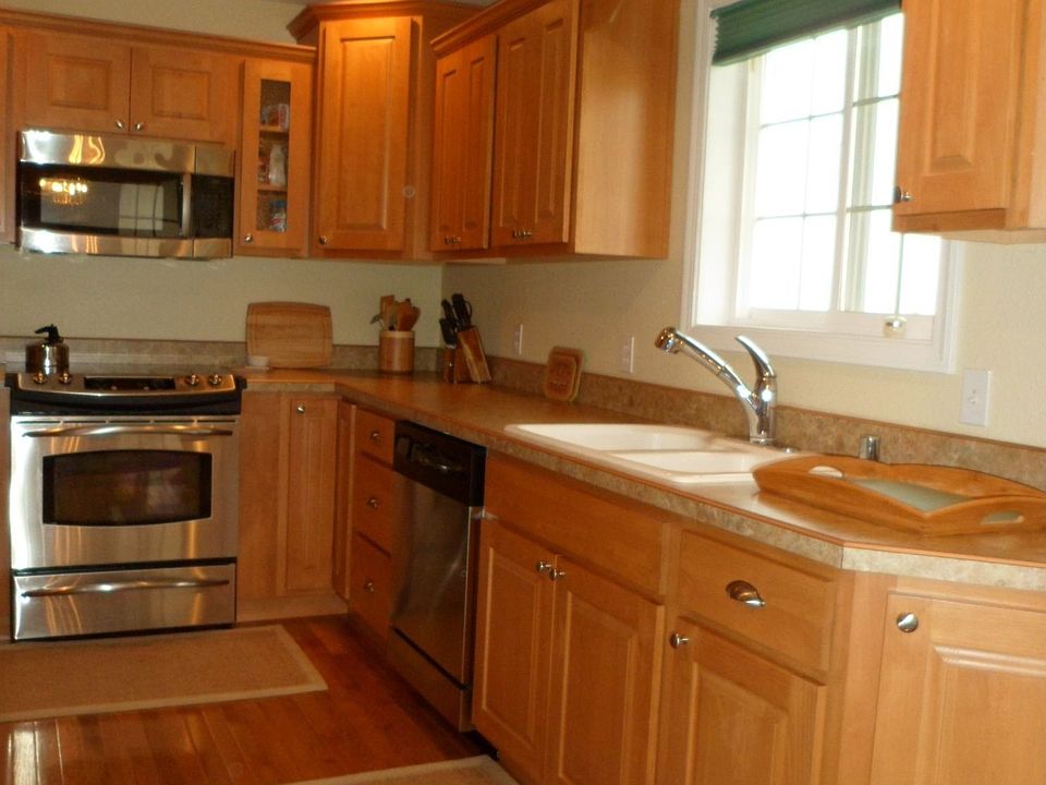 kitchen / upscale stainless steel