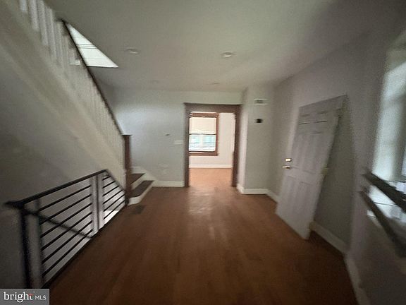 5th image of 1942 Ruan St