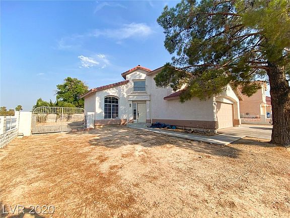 2nd image of 5112 S Torrey Pines Dr