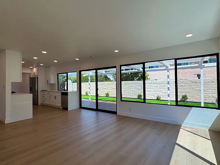 17502 Luther Ave — Photo 10
