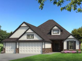 3148 Grapevine St, Edmond, OK 73034