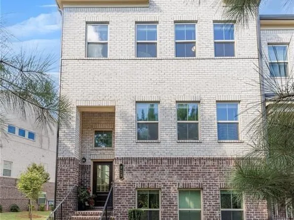 713 Brecklin Ln, Woodstock, GA 30188