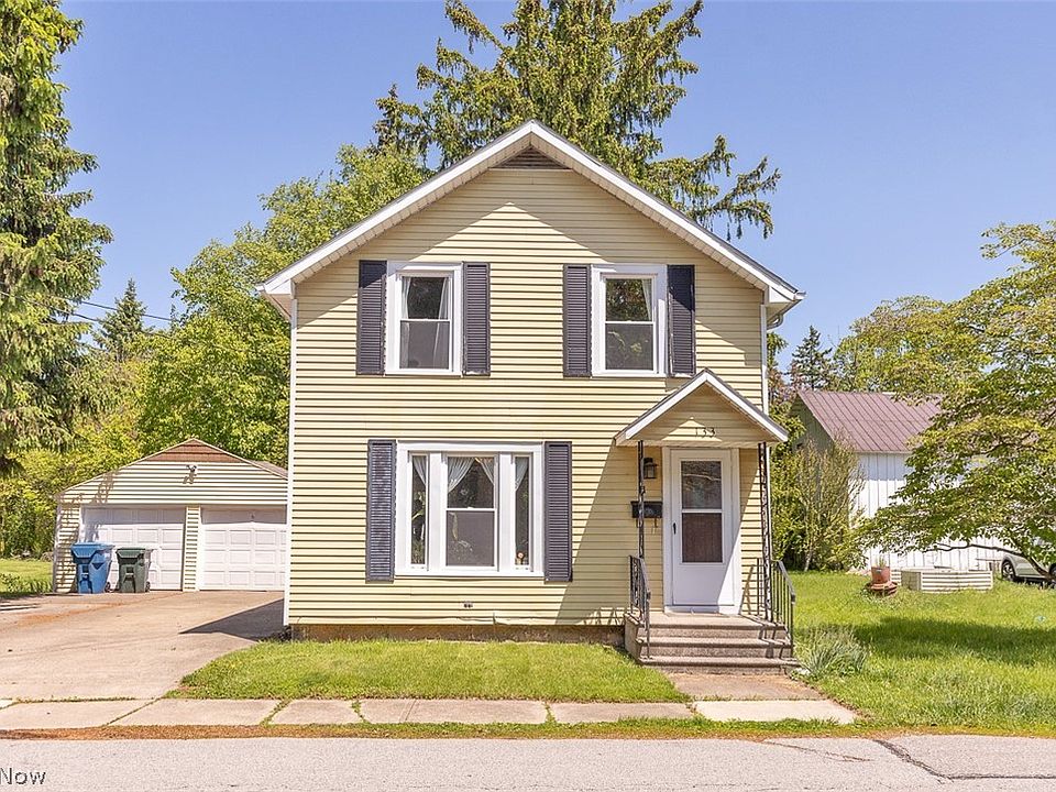 1st image of 133 Crownhill Ave