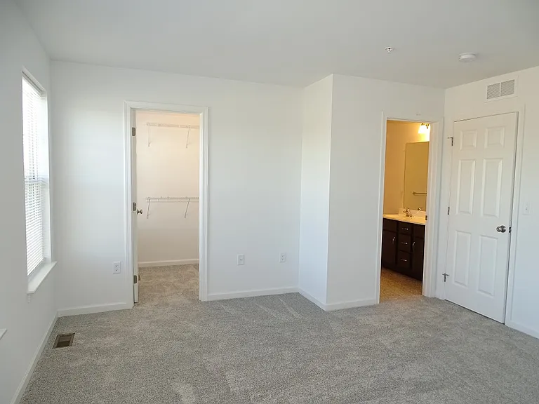 22 Glenbrook Ct — Photo 11