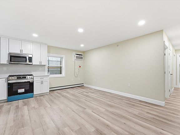 3rd image of 202 41st St