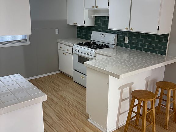 2nd image of 403 E Saratoga St APT 2