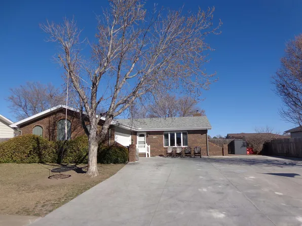 3710 Hillcrest Dr, Hays, KS 67601