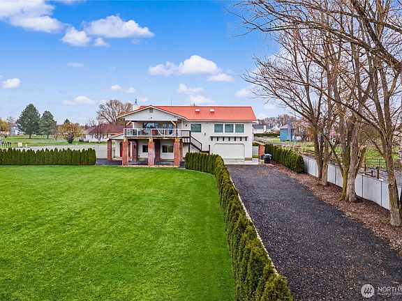 4th image of 3062 Wildgoose Road NE