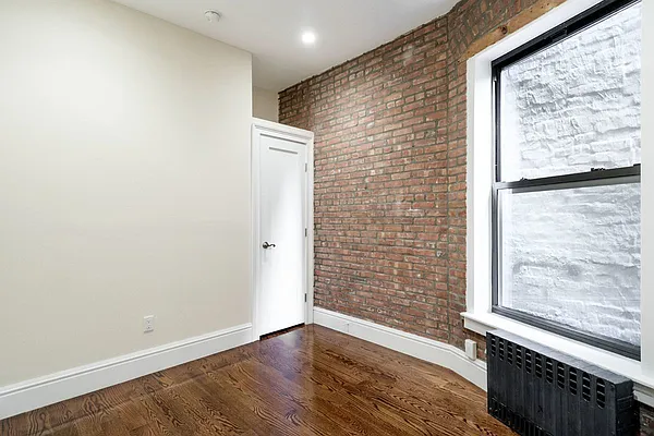 Rented by Compass | media 43