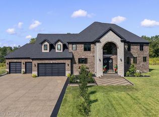 65339 Romeo Plank Rd, Ray, MI 48096