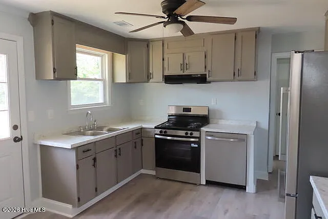 2401 Comanche Rd — Photo 4