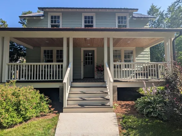 73 Laythe Street, Derby, VT 05830