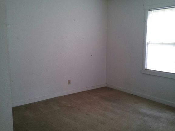5th image of 3001 Marconi Ave