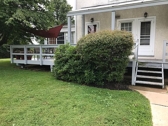 3rd image of 440 E North Ln APT D3