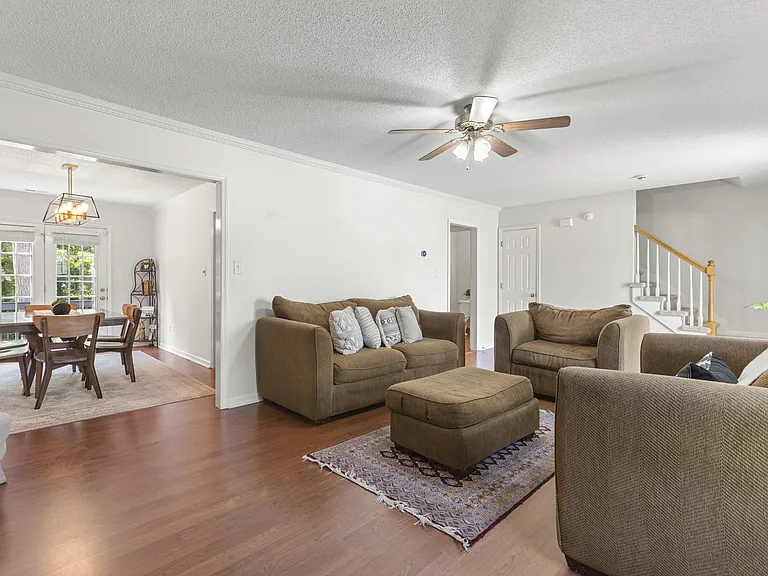 118 Archdale Dr — Photo 7