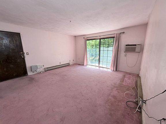3rd image of 45 West St APT C4