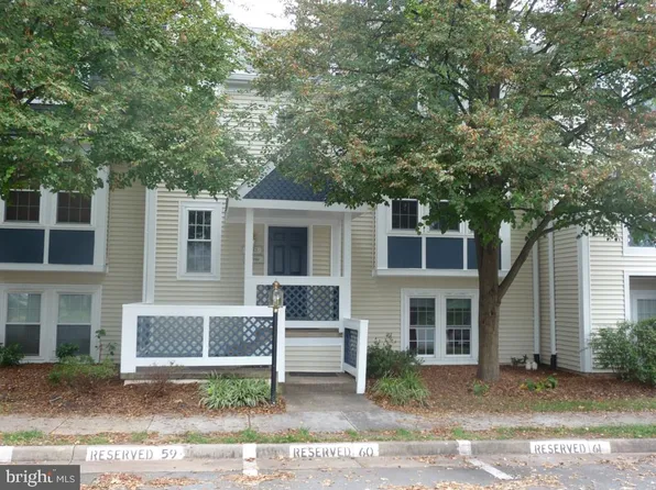 12912 Grays Pointe Rd #A, Fairfax, VA 22033
